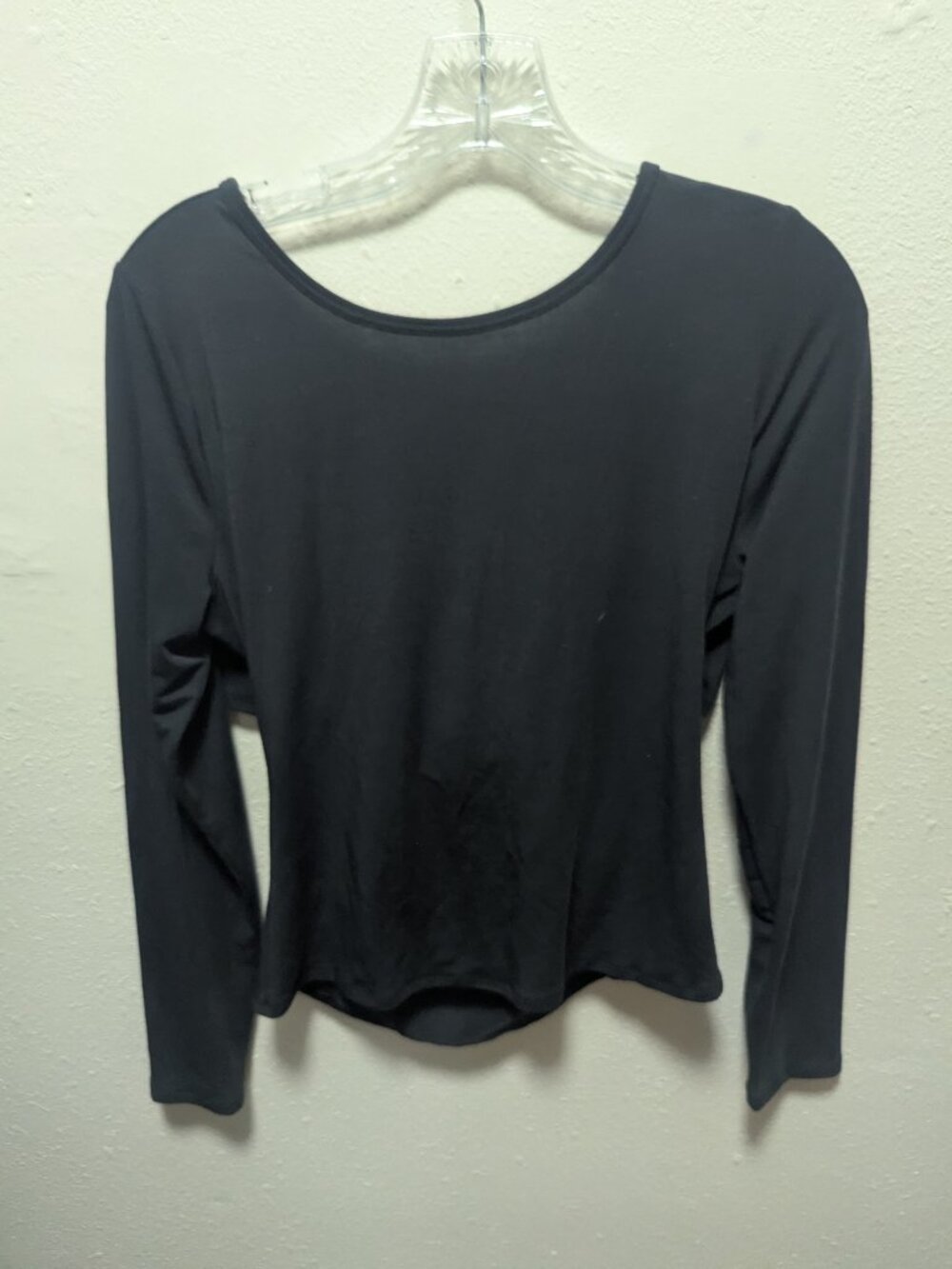 GapFit Black Open Back Twist Knot Long Sleeve Top Size M